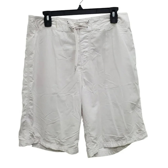Oakley Men's White Recycled Polyester Flat Front Hybrid Amphibian Shorts Size 32 - Picture 1 of 8